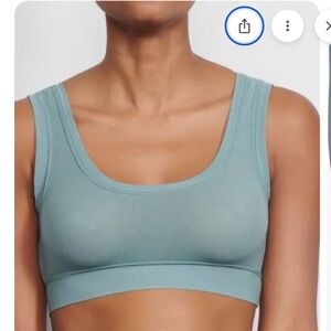 NWT Skims Summer Mesh Scoop Bralette